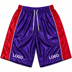 Shorts de basket-ball noirs avec empiècements latéraux gris brillants et impression de LOGO en studio pour vêtements de sport athlétiques - Product Image 2