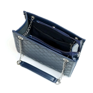 2026 OEM High Quality Women's Genuine Cowhide Leather Chain <b>Strap</b> Casual <b>Shoulder</b> Tote Bag Soft Fashionable Custom Colors & Logo - Product Image 5