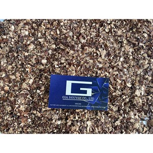 GIA NGUYEN Sustainable Cashew Husk Testa Bio Fuel Pellets & <b>Raw</b> Cashew Nut <b>Skin</b> Powder for Animal Feeds Vietnam - Product Image 4