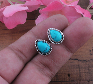 Boucles d'oreilles de luxe en turquoise, forme goutte d'eau, vintage, en argent sterling 925, faites à la main, coupe poire, pour fiançailles, mariage, anniversaire - Product Image 1