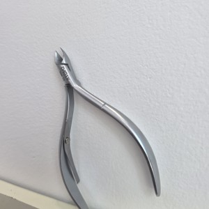 Kit complet de soin des ongles, coupe-cuticules, coupe-ongles, ciseaux, cure-oreilles, ensemble de manucure de luxe pour hommes et femmes, boîte en acier carbone - Product Image 4