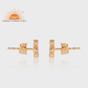 Boucles d'oreilles clous de luxe en or jaune massif 9 carats avec diamants CVD de laboratoire taille brillant et sertissage pavé pour femme, idéales pour mariage - Product Image 3