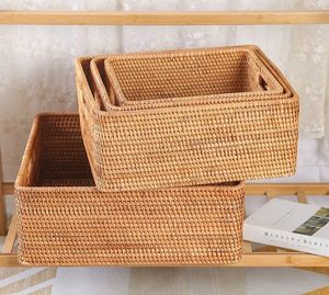 Panier rectangulaire tressé en rotin artisanal, durable, idéal pour le rangement et la décoration, prix compétitif – Meilleure vente - Product Image 1