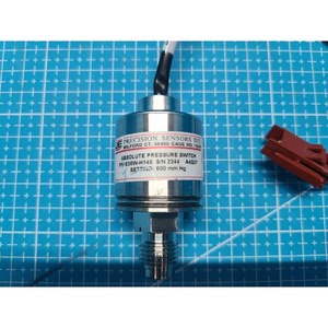 Sensores de Precisión UE E36W-H148, Interruptor de Flujo, Usado como Pieza de Repuesto para Equipos Semiconductores Legacy - Product Image 2