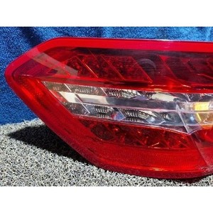 Conjunto de Luz Trasera Izquierda para Clase E, Usado, OEM A2129060558 - Product Image 3