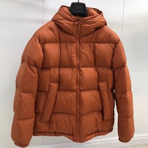 เสื้อแจ็คเก็ตพัฟเฟอร์คุณภาพสูง แห้งเร็ว สวมใส่สบาย สำหรับทุกเพศ ราคาขายส่งจากโรงงาน รับผลิตตามสั่ง ออกแบบสีและโลโก้ได้ - Product Image 1