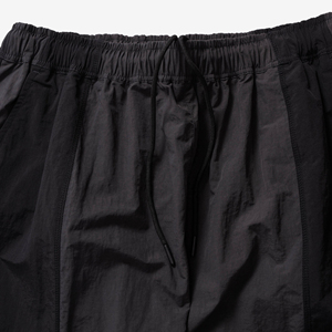 Pantalon Homme Noir à Panneaux, Taille Élastique, Léger en Polyester, Coupe Droite, Tissu Respirant, Idéal pour l'Été Décontracté - Product Image 6