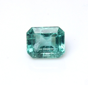 Émeraude naturelle du Rajasthan de haute qualité, taille octogonale, certifiée IGI, 9x7.4x6.2mm, pierre facettée, couleur intense, bijou de caractère - Product Image 6