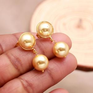ต่างหูมุกน้ำจืดทรงครึ่งวงกลมประดับทองคำแท้ทำมือ ดีไซน์ทันสมัย เหมาะสำหรับงานปาร์ตี้หรือเป็นของขวัญ - Product Image 4