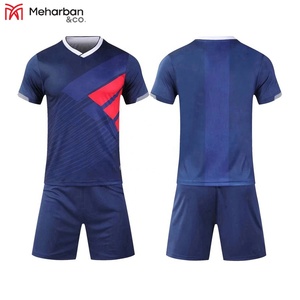 Uniformes de Fútbol Sublimados al por Mayor, Conjunto de Camiseta de Fútbol de Algodón, Colores y Diseños Personalizados, Servicio OEM, Precio Bajo, Cuello en V, Manga Corta - Product Image 2