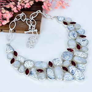 Collar de ópalo dendrítico y granate, colgante llamativo de plata de ley, joyería artesanal bohemia, regalo hecho a mano para ella - Product Image 1