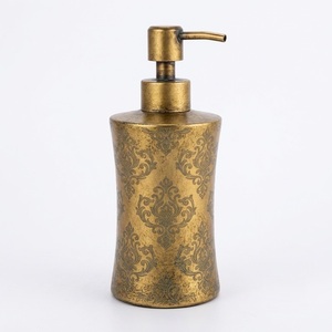 Distributeur de savon en acier inoxydable rose doré de luxe, flacon pompe à lotion en cuivre à motifs haut de gamme pour hôtel et maison - Product Image 3