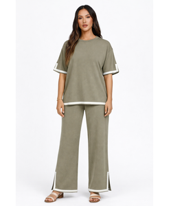 ชุดเซ็ตเสื้อยืดโอเวอร์ไซส์ผ้าคอตตอนผสมเนื้อนุ่มพรีเมียมและกางเกงขายาวสีเขียวมะกอกสำหรับผู้หญิง พร้อมขอบตัดสี - Product Image 1