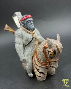 Pendentif Gorille Chevauchant un Cheval Sertie de Diamants Moissanite, Détails en Argent 925, Style Hip Hop, Breloque Animale de Luxe pour Hommes - Product Image 6