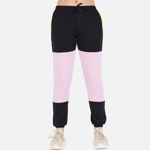 Ensemble de survêtement pour femmes à capuche confortable avec cordon de serrage, personnalisable avec logo brodé, vente en gros - Product Image 6
