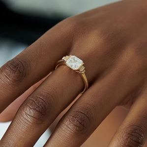 แหวนหมั้นเพชรทรง Asscher Cut น้ำหนัก 3.00 กะรัต สำหรับผู้หญิง ทองคำขาว 14K ตัวเรือนแบบ Prong Setting ดีไซน์เรียบหรู ได้รับการรับรองจาก GRA แหวนแต่งงาน - Product Image 6