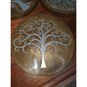 Posavasos de Resina Hechos a Mano con Diseño de Árbol, Artículos de Bebida Elegantes y Artísticos, Decoración de Mesa Moderna y Elegante, Duraderos, Ecológicos y Reutilizables - Product Image 1