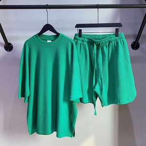 Nouveauté 2026 – Ensembles décontractés d'été pour hommes grandes tailles : T-shirt à manches courtes et short, couleur unie, respirant, séchage rapide, style urbain. - Product Image 3