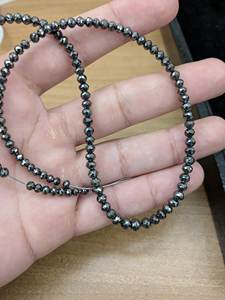 Perles de diamant noir naturel facettées rondes AAA de 4 mm, brin de 15 pouces, fournisseur en gros de perles de diamant en vrac - Product Image 5