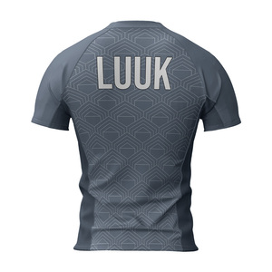 Vêtements d'entraînement sportifs personnalisés, haut de sport respirant, antibactérien, logo imprimé personnalisé, séchage rapide, 100% polyester, t-shirt de sport - Product Image 3