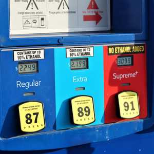 Gasolina de Alta Calidad 92 Octanes, Suministro a Granel, Combustible sin Plomo para Uso Automotriz y de Transporte - Product Image 2