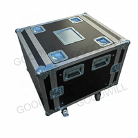Flight case rack 8U antichoc personnalisé avec roulettes de 4 pouces