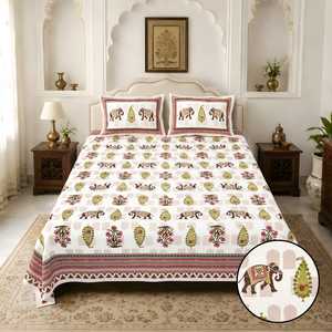 Juego de Ropa de Cama de 3 Piezas Amrita, Estampado Floral a Mano, 100% Algodón, 200 Hilos, Antiácaros, para Todas las Estaciones, Hecho a Mano en India - Product Image 3