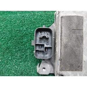 300 ECU y Módulos de Computación Usados 8965030630 - Product Image 3