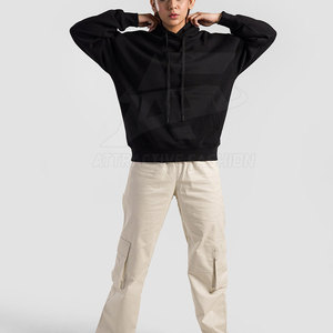 Sudadera Holgada de Alta Calidad para Mujer, Material Ligero y Suave, Sudadera Holgada para Mujer, Estilo Moderno para Uso Diario - Product Image 4