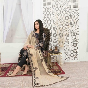 CIANA Pakistan Designers' Summer Collection Mesa dorada para mujer Impreso Césped Algodón Salwar Kameez Bodas 'Tawakkal Indian - Product Image 2