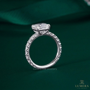 <b>Round</b> Cut Diamond Engagement Ring F Color VS1 Clarity <b>Cushion</b> Cut Accent Stones Luxury Solitaire Wedding Band Fine Jewelry Gift - Product Image 4