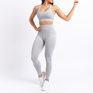 Women's 2-Piece Seamless Active Wear Yoga Set with Lace Comfortable Push-Up Design High Waist Shorts & Quick Dry Material - Product Image 2