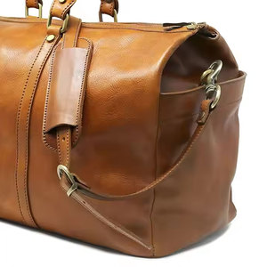 Sac de voyage en cuir de qualité supérieure à finition douce avec doublure en polyester, grande capacité et design léger pour les voyages d'affaires - Product Image 3