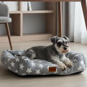 Cuccia per Cani in Morbido Flanella con Stelle o Ossa, Base Antiscivolo Grigia, Disponibile in 3 Misure (S/M/L) - Product Image 2