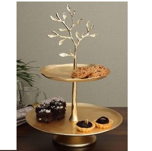 Soporte de Diseño Moderno para el Hogar, Hotel, Restaurante, Soporte para Pasteles de Cumpleaños, Soporte de Metal con Acabado Dorado de Estilo Moderno - Product Image 1