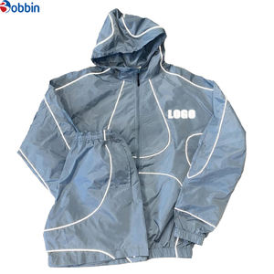 Ensemble de survêtement unisexe confortable avec logo personnalisé, veste zippée en nylon, coupe-vent de course avec fermeture éclair réfléchissante en polyester et nylon - Product Image 2