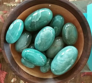 High Quality Polished Green Aventurine Shiva Lingam Egg <b>Stone</b> Feng Shui Home Decoration Collectible <b>Art</b> Ornament - Product Image 3