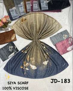 Bufanda Siya de Algodón y Viscosa, Tejido Suave y Agradable al Tacto, Ideal para el Invierno - Product Image 4