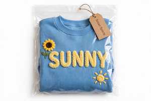 Sudadera con Capucha de Algodón Anti-Pilling con Bordado 3D Personalizado para Mujer |   Sudadera Extra Grande Estética RISE and GRIND |   Venta al por mayor - Product Image 6
