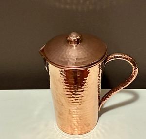 Ensemble de carafes en cuivre pour le stockage de l'eau, style traditionnel, ensemble métallique avec verres, durable, réutilisable, vaisselle de cuisine et de salle à manger. - Product Image 2