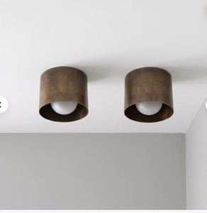 Plafonnier semi-encastré en laiton massif de style Mid-Century – Spot lumineux minimaliste avec abat-jour en forme de tambour de 6 pouces - Product Image 1
