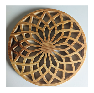 Posavasos de Madera con Diseño Oriental Hecho a Mano, Accesorio Decorativo para Mesa - Product Image 1