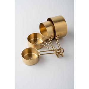 Ensemble de tasses à mesurer en métal, cadeaux, accessoires de cuisine, outils de mesure, lot de 4 tasses à mesurer de luxe, gravure personnalisée disponible - Product Image 1