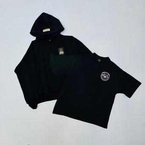 Sudadera con capucha oversize de invierno con cremallera de cuarto, efecto desgastado, bordado y apliques, 100% algodón, de alta calidad y a la moda. - Product Image 3