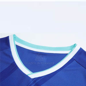 ชุดฟุตบอล โพลีเอสเตอร์ 100% ชุดกีฬา เสื้อทีมฟุตบอล ชุดฟุตบอลคุณภาพสูงสำหรับขาย - Product Image 3