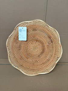 Handwoven <b>Round</b> <b>Placemat</b> with Scalloped Edge Natural Rattan Table Mat Decorative Dining <b>Placemat</b> Eco Friendly Tableware Boho - Product Image 4