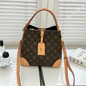 Bolso de Hombro Clásico de Marca Famosa, Suave, Impermeable, con Estampado de Moda, Versátil, Tipo Bandolera, para Mujer, de Diseño Casual y Lujo - Product Image 3