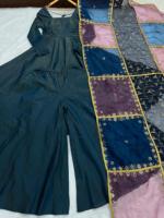 Robe de mariée ethnique indienne très vendue pour l'hiver, Salwar Kameez en soie d'été avec broderies lourdes et sequins, coupe ajustée, séchage rapide, longueur midi