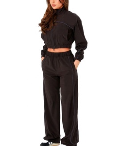 Survêtement coupe-vent personnalisé avec logo réfléchissant, de haute qualité, pour femmes, confortable, avec fermeture éclair, pantalon respirant - Product Image 1