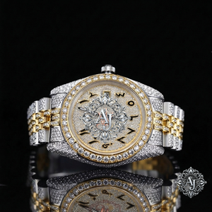Montre de luxe en moissanite la plus vendue, pierres de haute qualité pour la revente en gros et l'utilisation de marques, disponible à la vente - Product Image 1